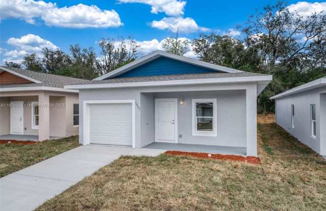 1474 Las Villas Blvd - 1474 Las Villas Boulevard, Sebring, FL 33870