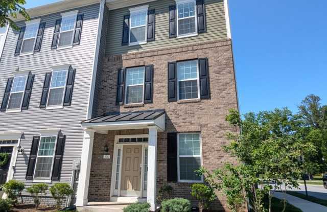 END UNIT newer build in ideal Frederick location ready for you August 1st! photos photos