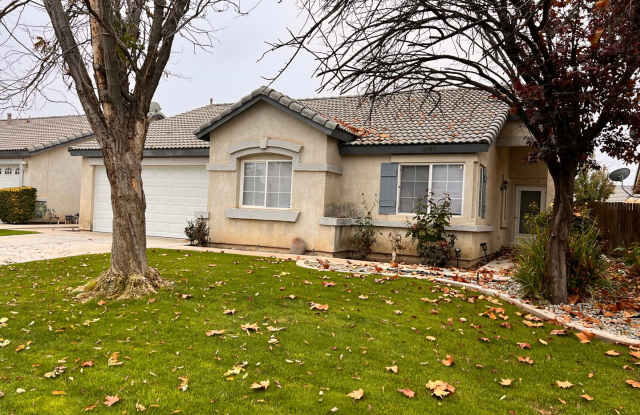 Southwest Bakersfield - 6907 Firebaugh Street, Bakersfield, CA 93313