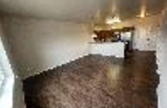 2202 Timbers St W Apt 201 Gallery 2