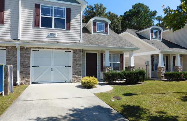 4028 Arbor Green Way - 4028 Arbor Green Way, New Bern, NC 28562 4028 Arbor Green Way - 4028 Arbor Green Way, New Bern, NC 28562