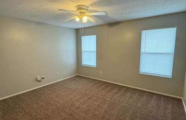 SpacIous Terrell Home! Gallery 4