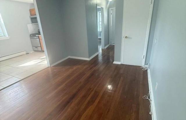 711 Plainfield Ave - 711 Plainfield Avenue, Plainfield, NJ 07060