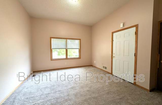 863 Clark Street - 1 photos photos