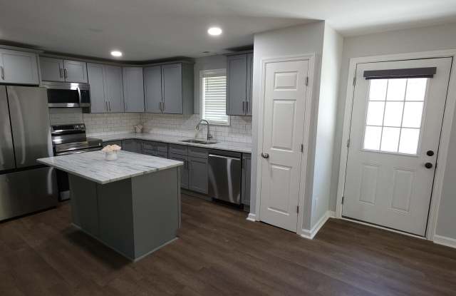 2810 Ashe Street photos photos