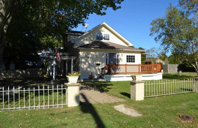 609 Banning Avenue Gallery 3