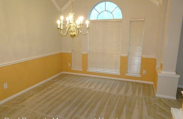 13527 Monteigne Lane Gallery 4