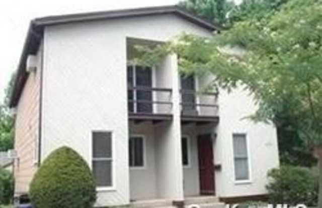 23 Pequot Avenue - 23 Pequot Avenue, Manorhaven, NY 11050