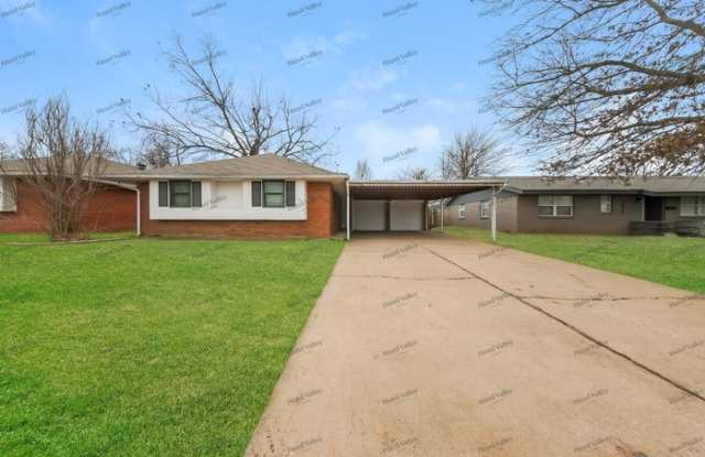 4812 Woodview Drive photos photos