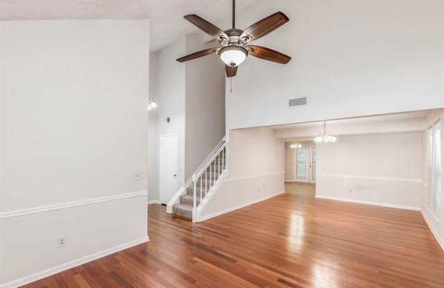 10325 Virginia Pine Lane Gallery 2