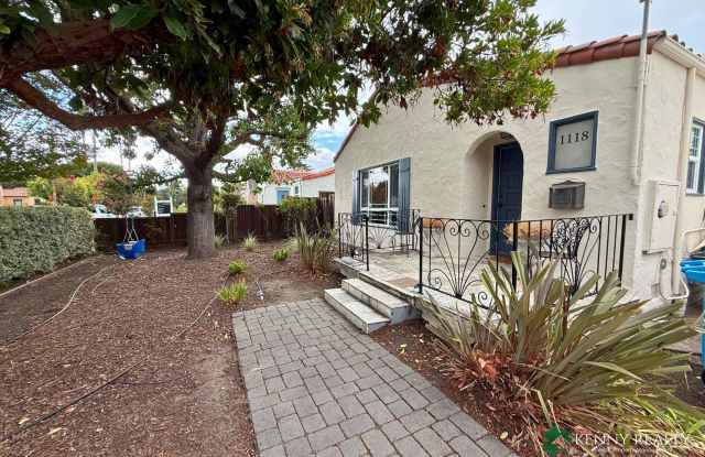 Charming 3BR/2BA Home in Redwood City – Close to Downtown Gallery 3