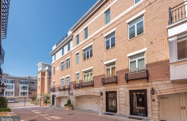 626 PONTE VILLAS SOUTH Gallery 2