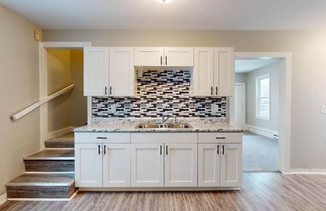 Clark / Fulton Area - 3 Bedroom Single Family Home - 4572 Niessen Court, Cleveland, OH 44109