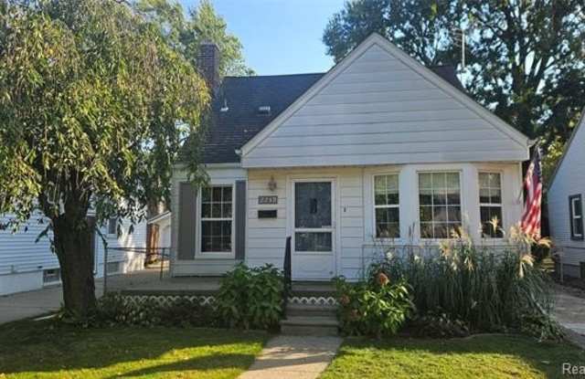 2259 Cambridge Road photos photos