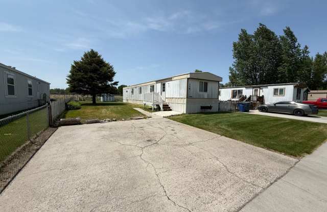 3 Bed 2 Bath Updated Mobile Home with Fenced Yard and Storage Shed - 116 Shortite Drive, Riverton, WY 82501