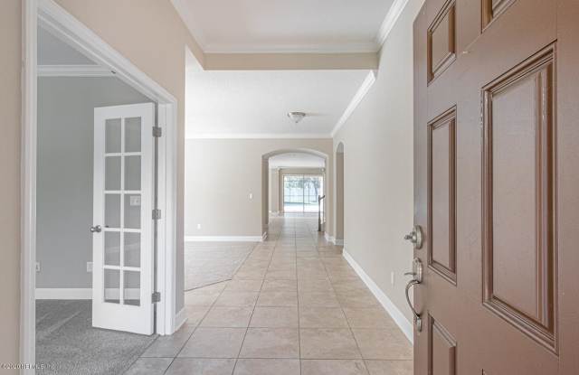 203 CARRIER DR Gallery 2