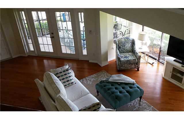 327 NE Golfview Circle Gallery 4