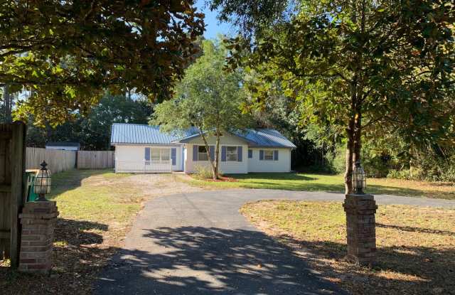 3 Bedroom in Great Location! - 4254 Lancaster Drive, Okaloosa County, FL 32578