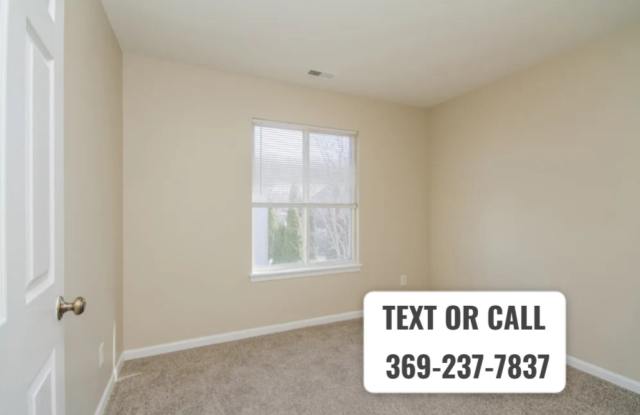 388 Richmond Dr Gallery 4