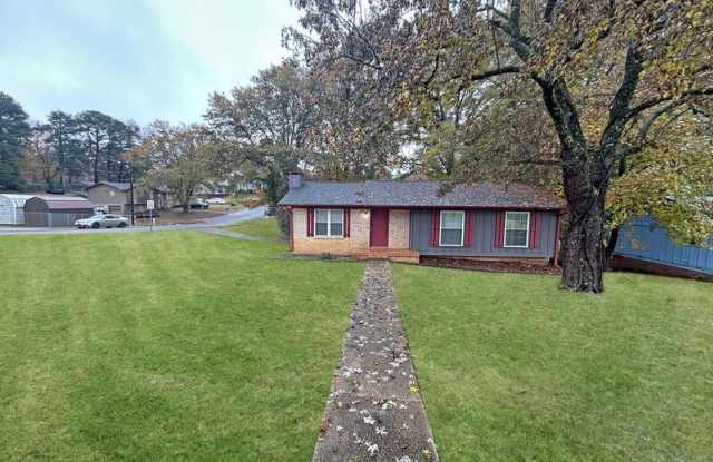 3032 Summit Ridge Dr - 3032 Summit Ridge Drive, Forestdale, AL 35005