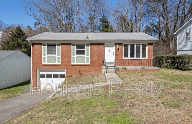 721 Lippencott Street - 721 Lippencott Street, Knoxville, TN 37920