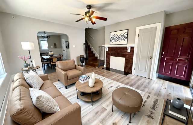 3 Bedroom 1 Bathroom in York with Sunroom, Garage and Bonus Room! photos photos