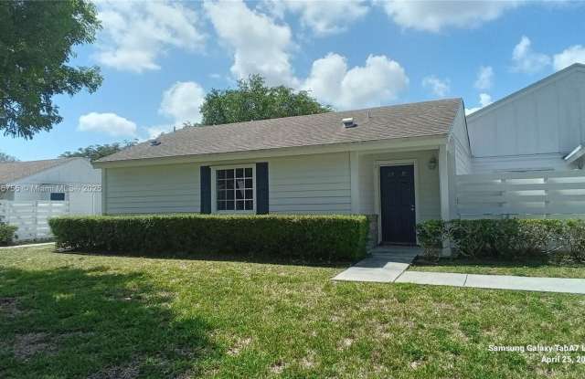 13764 SW 149th Cir Ln photos photos