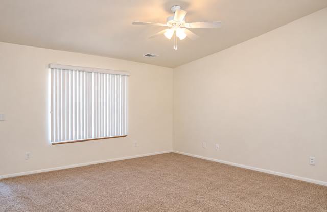Home in Prescott Valley Gallery 4