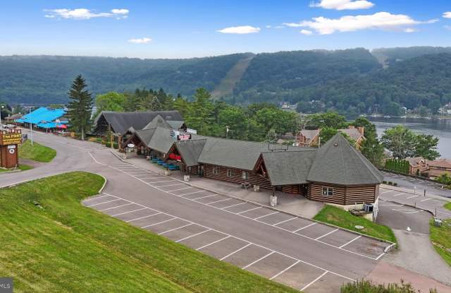 1550 DEEP CREEK Drive photos photos