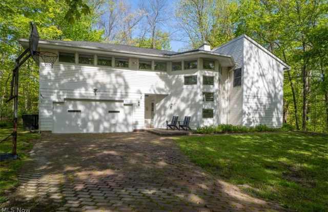 3812 Ellendale Road Gallery 1