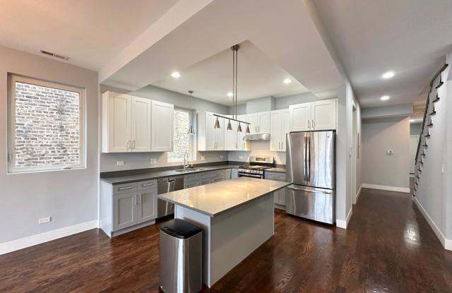 2639 Potomac Gallery 3