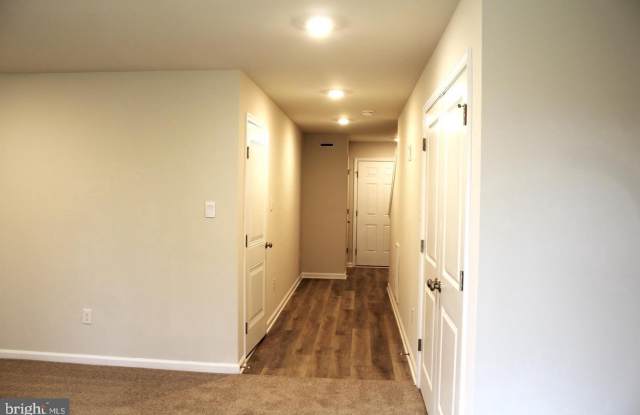 102 JONAGOLD Drive Gallery 4