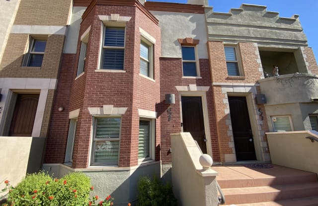 621 S Roosevelt St - 621 South Roosevelt Street, Tempe, AZ 85281