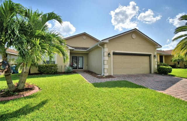 4465 TURNBERRY LANE - 4465 Turnberry Lane, Lake Wales, FL 33859