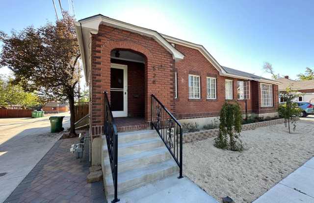 Charming Midtown Duplex photos photos
