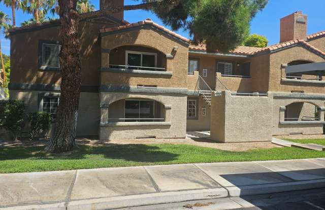 Recently Upgraded with a Modern Touch 1st floor 2bd 2bath - 5260 Mission Monterey Lane, Las Vegas, NV 89107