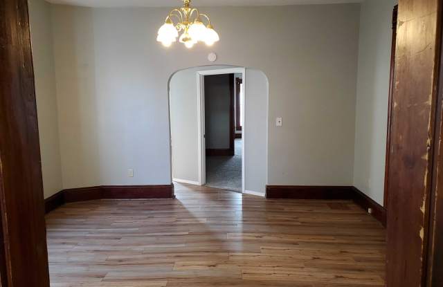 1105 Avenue F Gallery 4