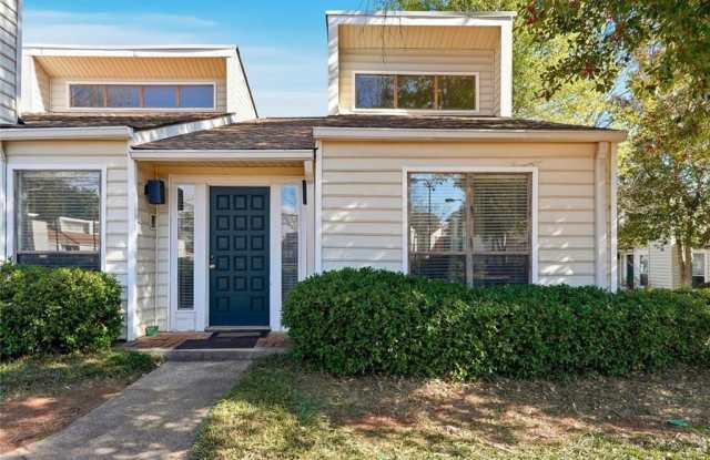 813 Serramonte Drive NE photos photos