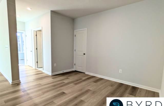 13251 Garland Ln Gallery 4