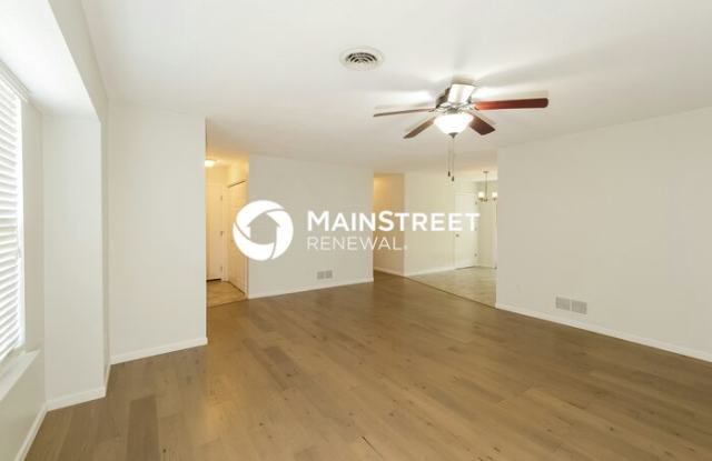 1003 Stonebrook Lane Gallery 3