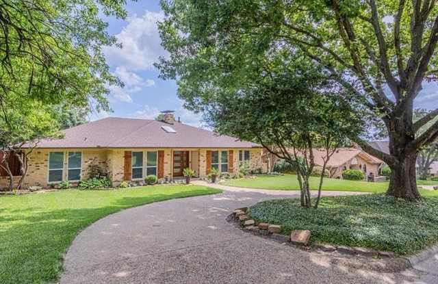 209 Summit Ridge Drive Gallery 3