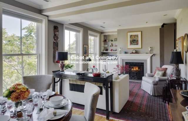 6 Edgerly Pl. Gallery 1