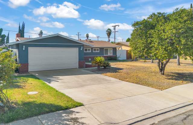 10740 Coloma Street Gallery 1