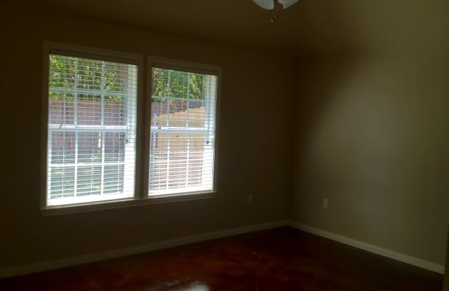Duplex Gallery 4