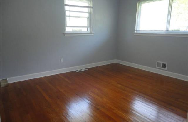 1312 Oak Park Avenue Gallery 4