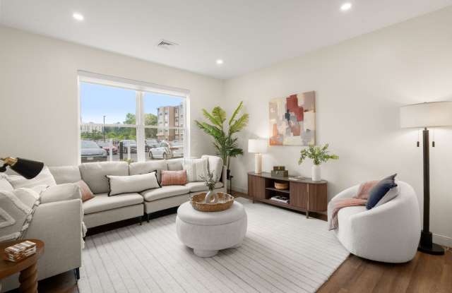 Slade Farm Residences Gallery 2
