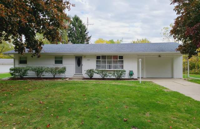 ****NEW LOWER RENT**** Three Bedroom, One  A Half Bath Ranch In St Joseph Charter Twp.! - 3386 Circle Drive, Berrien County, MI 49085