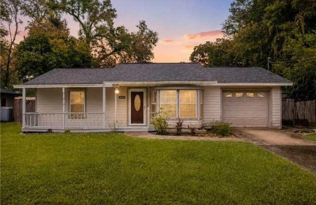 6094 E Penrose Street Gallery 1