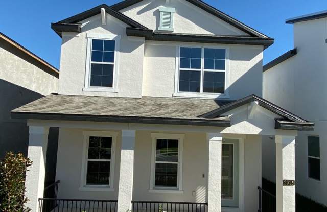 THE PERFECT WINTER GARDEN / CLERMONT RENTAL HOME! Available 4/15/24 - 2015 Standing Rock Circle, Orange County, FL 34787