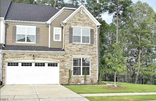 1104 Midvale Avenue photos photos